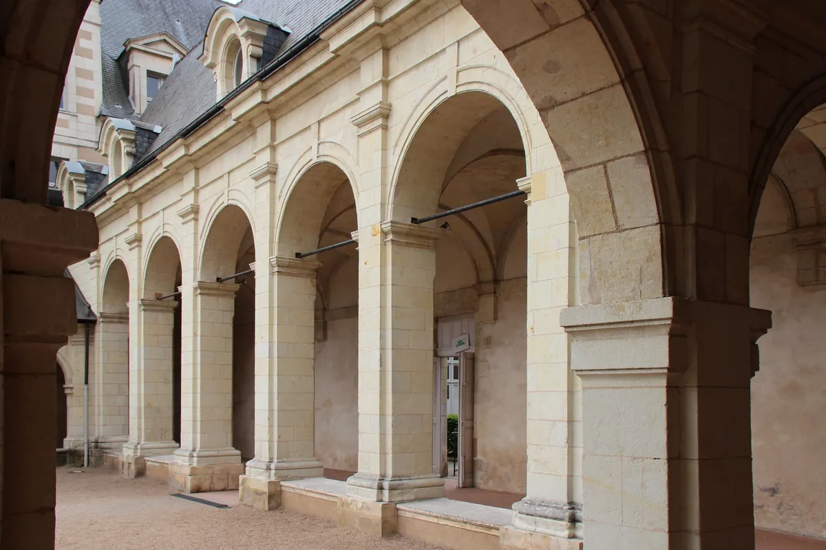 l’Abbaye Toussaint