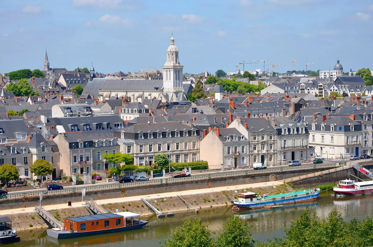 les rives de la Maine