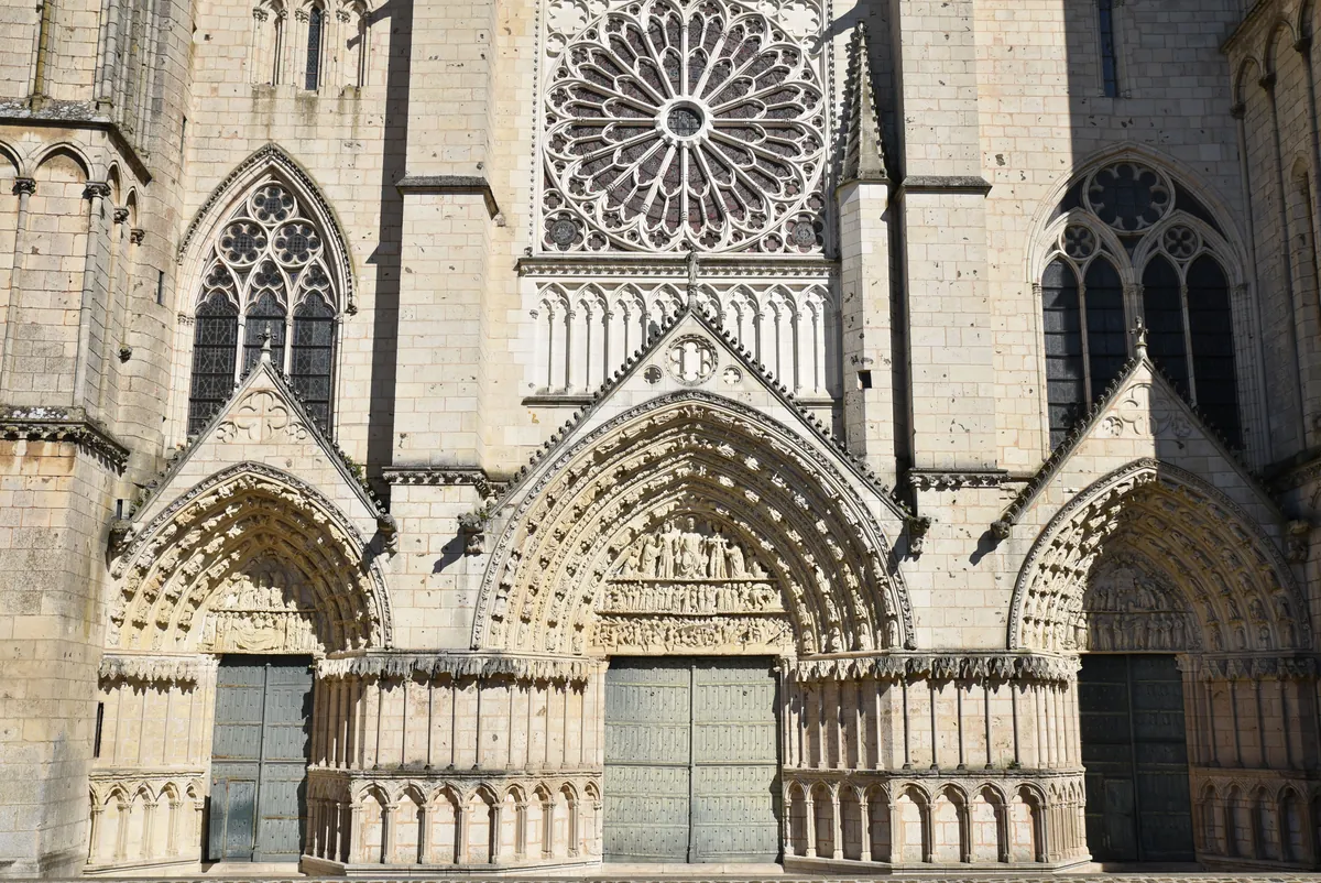 Cathédrale Saint-Pierre à Poitiers, France