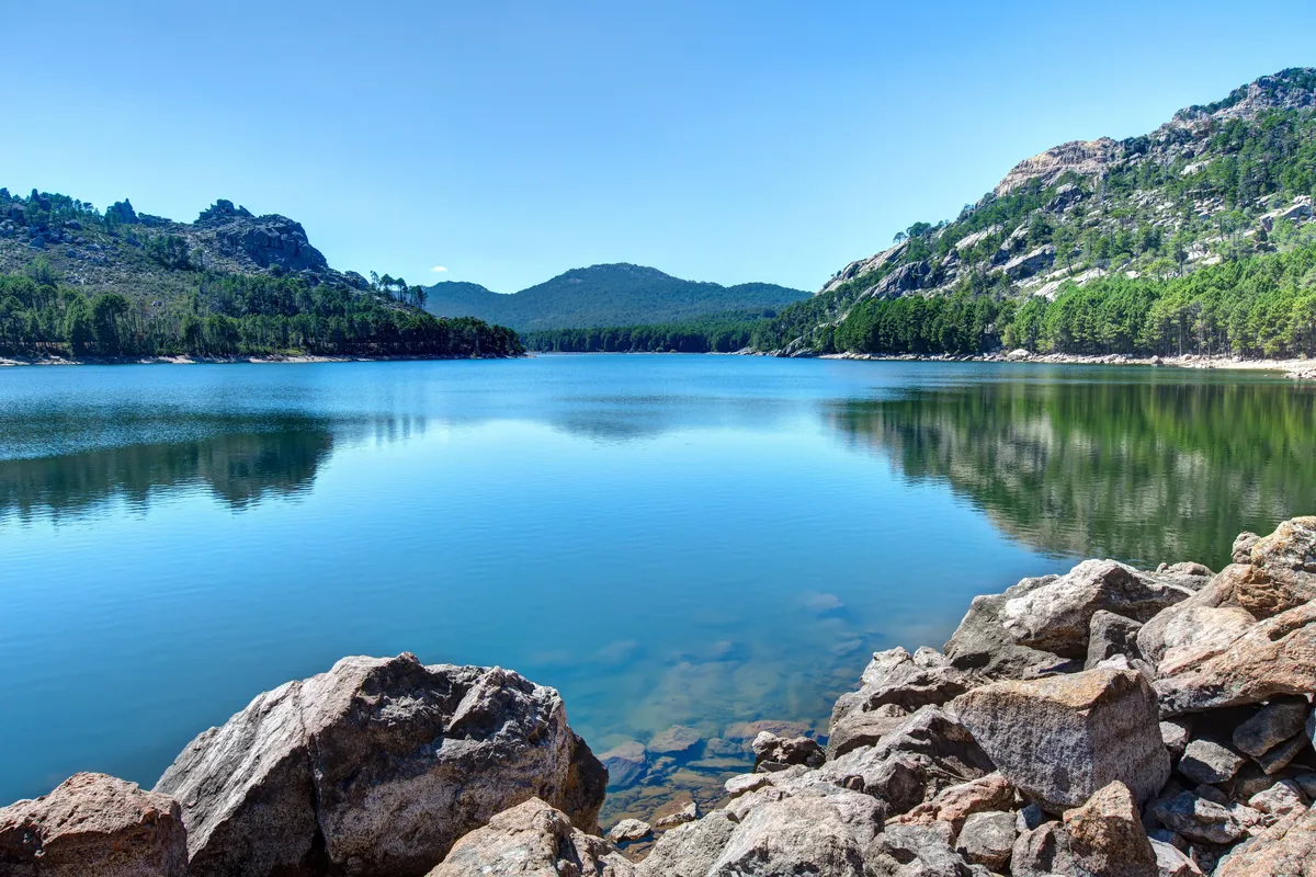 Le lac de l'Ospedale Porto-Vecchio