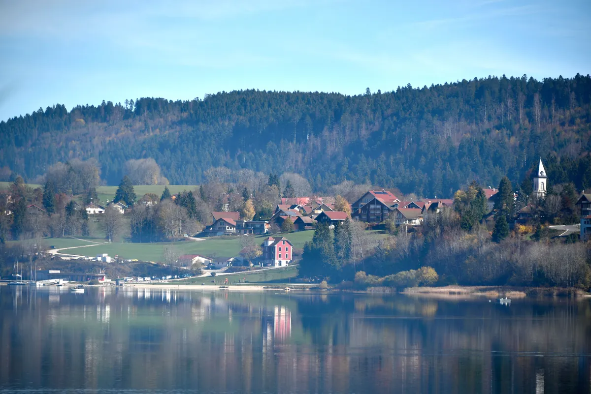 Le lac de Saint-Point
